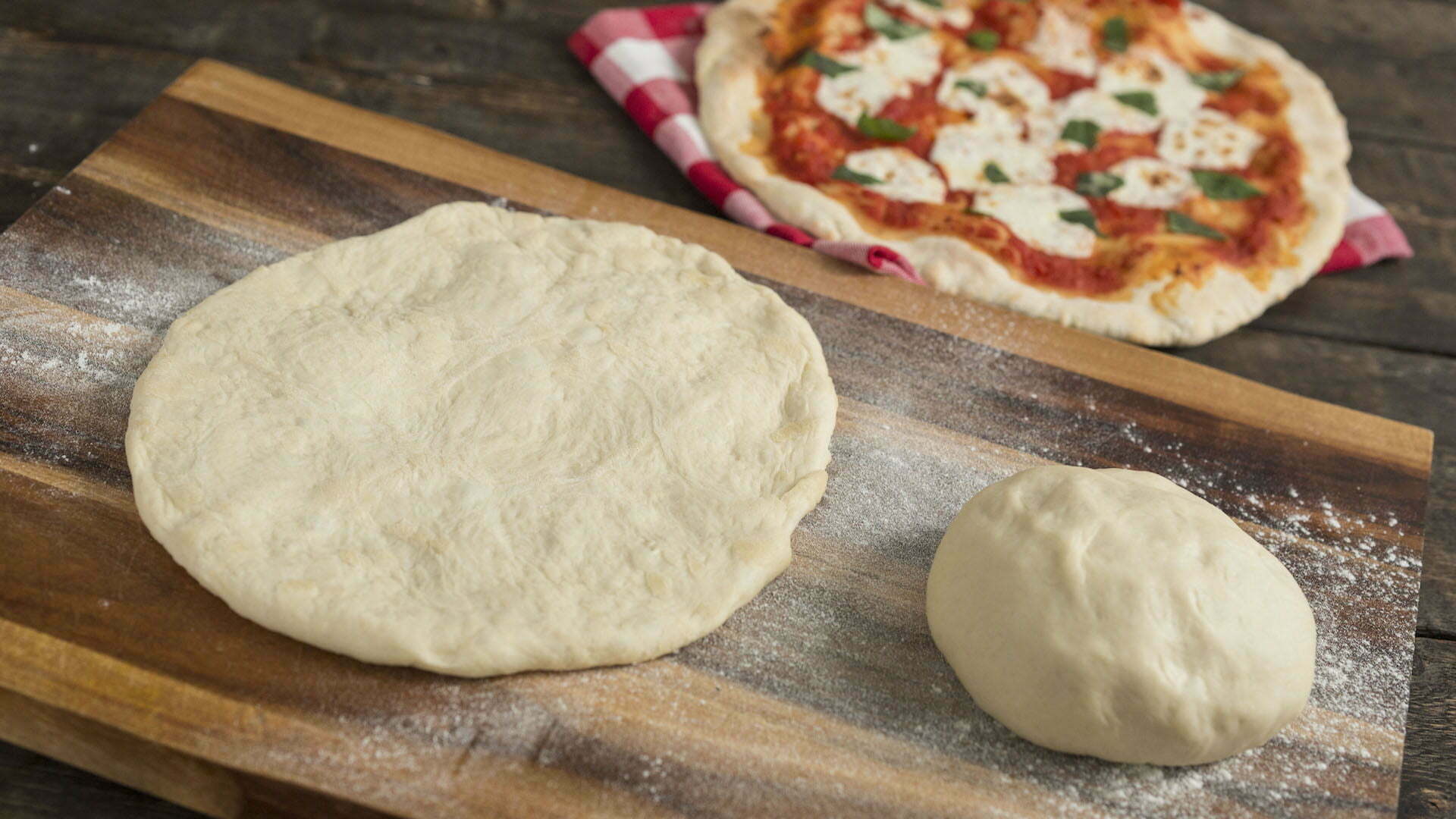 Бързо и лесно тесто за Пица