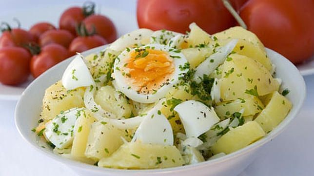 Рецепта за Картофена салата с яйца